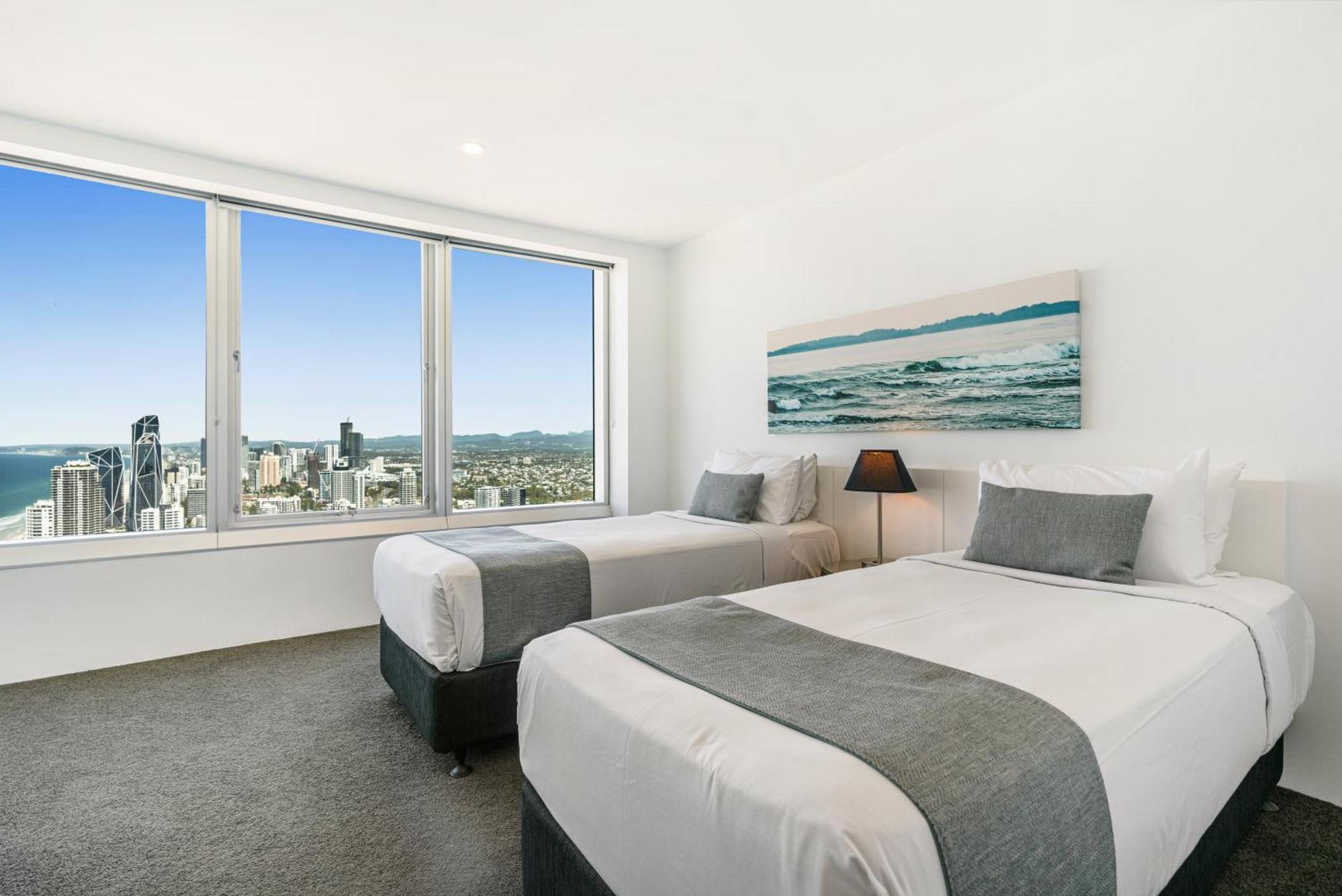 Resort Q1 & - Official Gold Coast