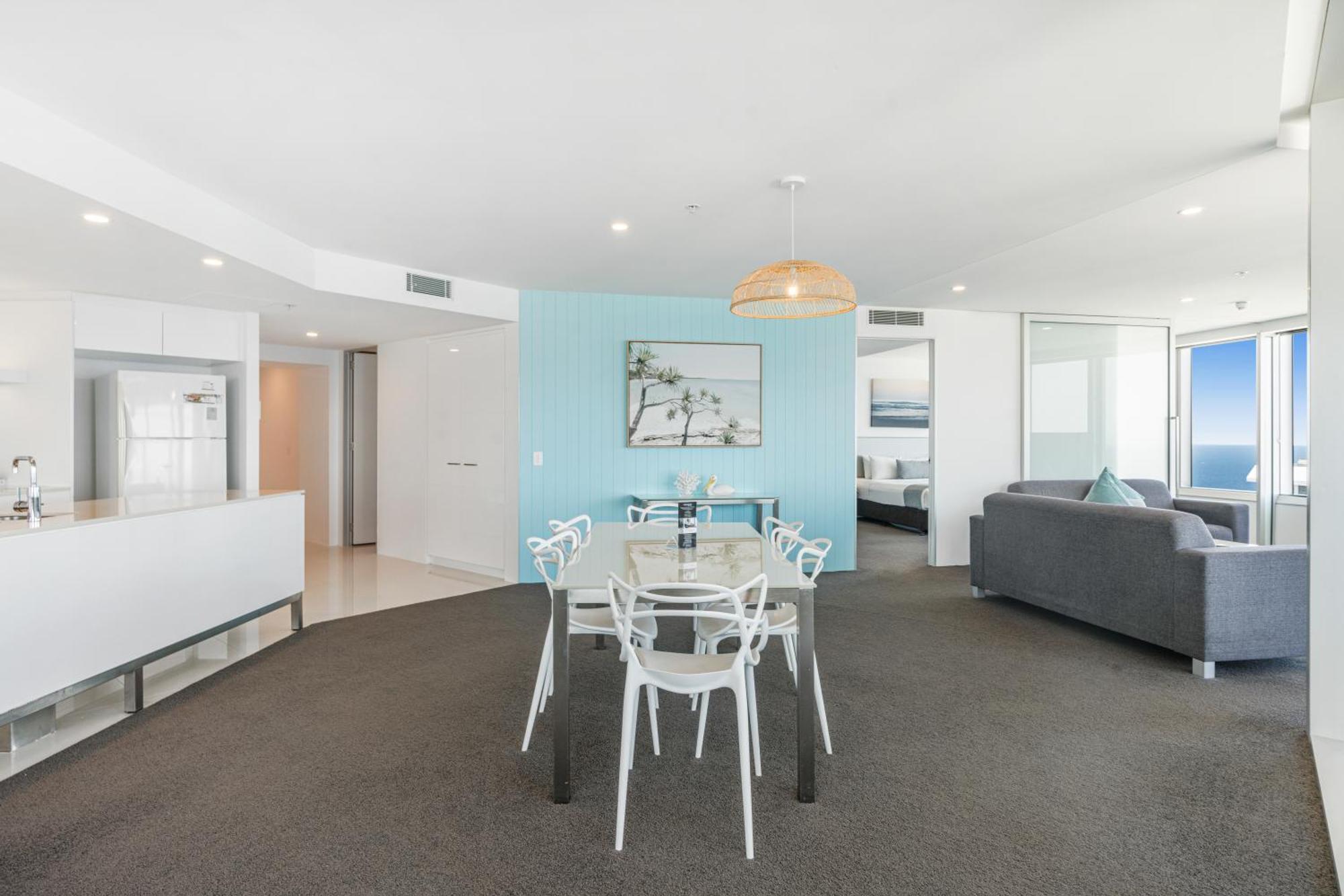 Resort Q1 & - Official Gold Coast